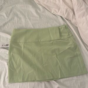 Aritzia Sunday Best mini skirt size 2 NWT